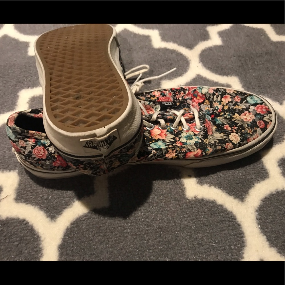 FLORAL VANS - WORN BUT STILL GOOD - Women US 11